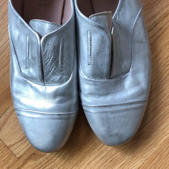Barney’s New York metallic flats - Picture 5 of 5